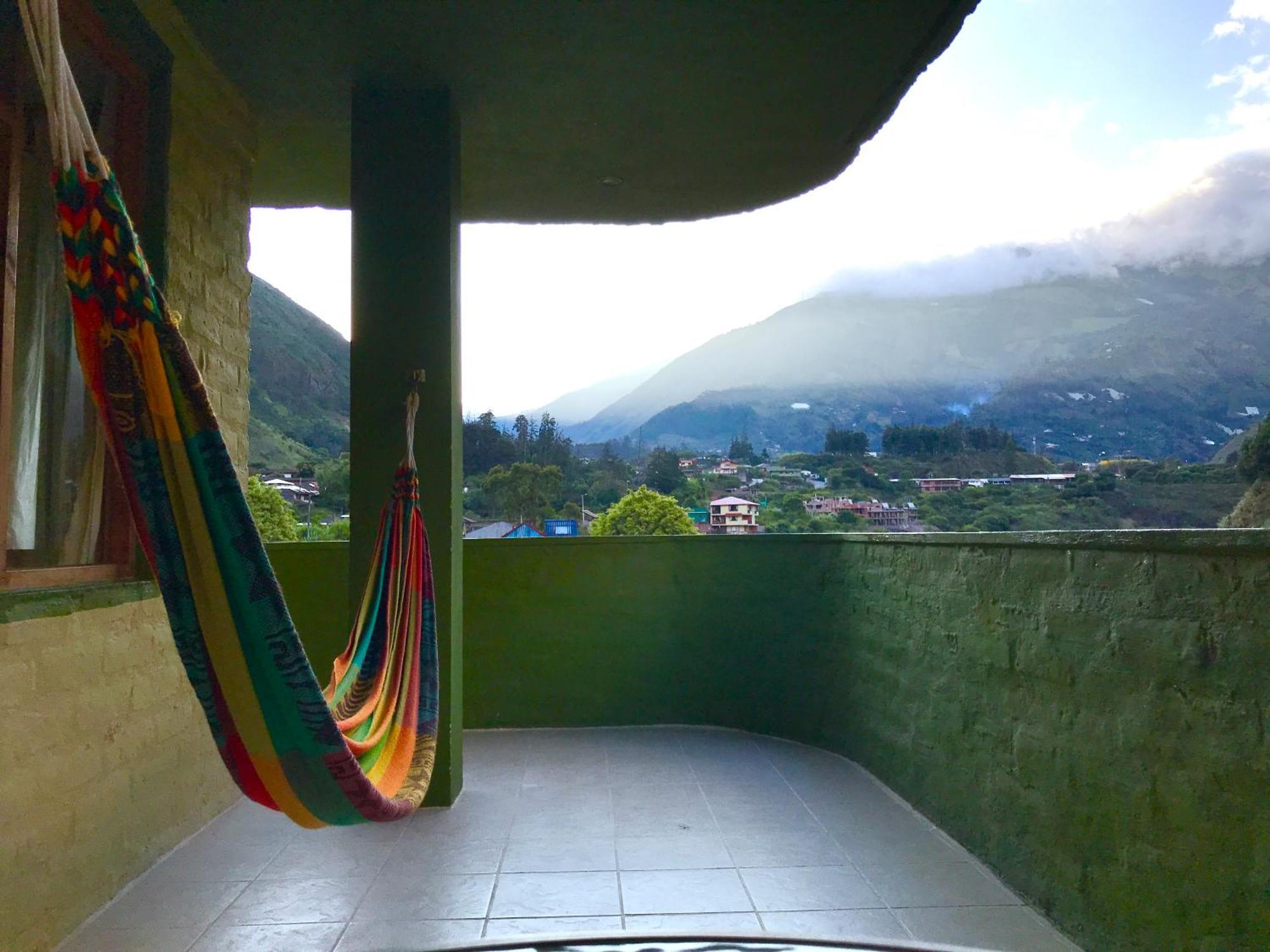 La Casa Verde Eco Guest House Баньйос Номер фото