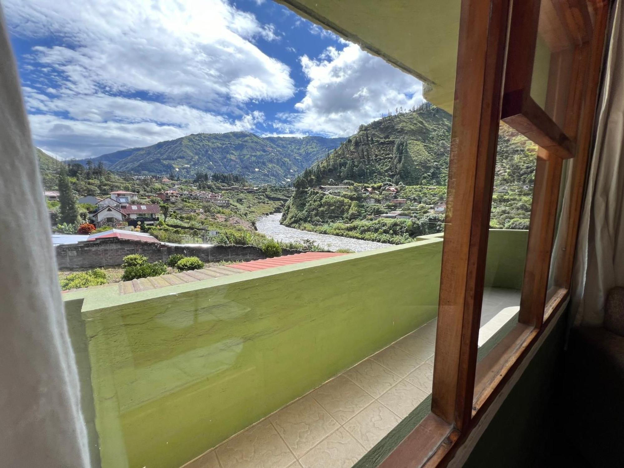 La Casa Verde Eco Guest House Баньйос Номер фото