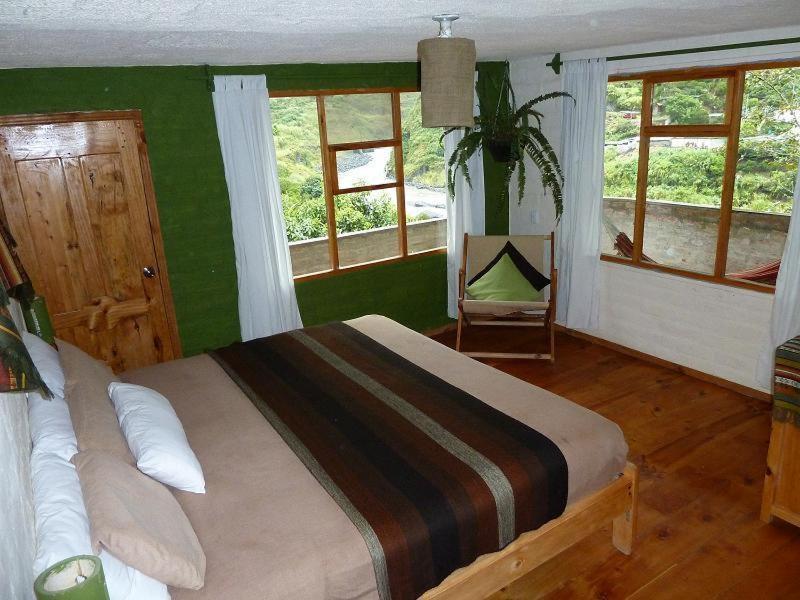 La Casa Verde Eco Guest House Баньйос Номер фото